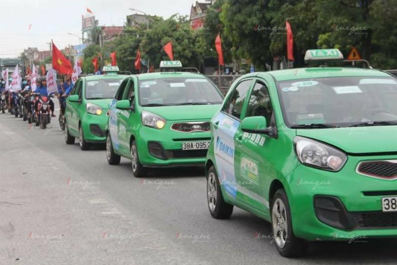Hinh anh xe taxi Mai Linh va cac hang taxi uy tin khac tai Ha Tinh